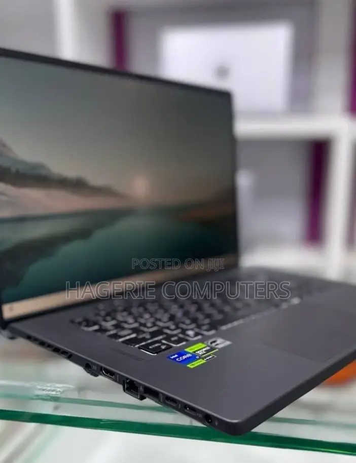 New Laptop Asus ROG Zephyrus G16 16GB Intel Core I7 SSD 512GB