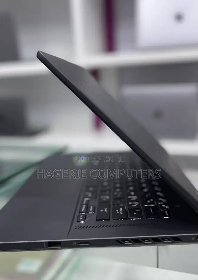 New Laptop Asus ROG Zephyrus G16 16GB Intel Core I7 SSD 512GB