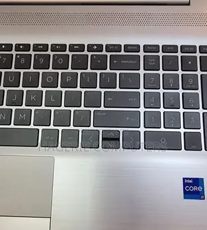 New Laptop HP 250 G10 16GB Intel Core I7 SSD 512GB