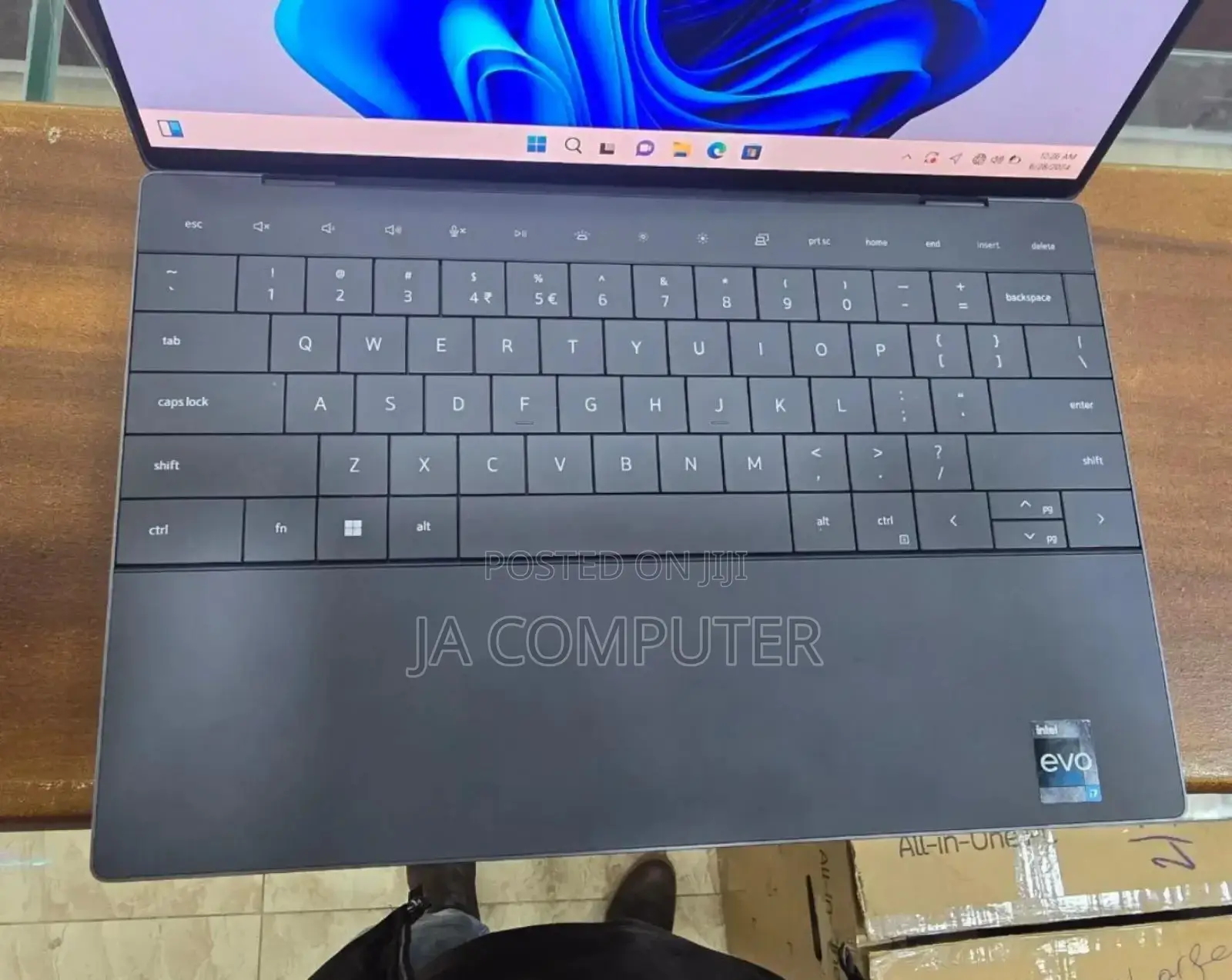 New Laptop Dell XPS 13 32GB Intel Core I7 SSD 1T