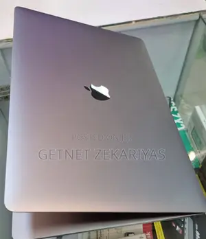 New Laptop Apple MacBook Pro 2018 16GB Intel Core I7 SSD 512GB