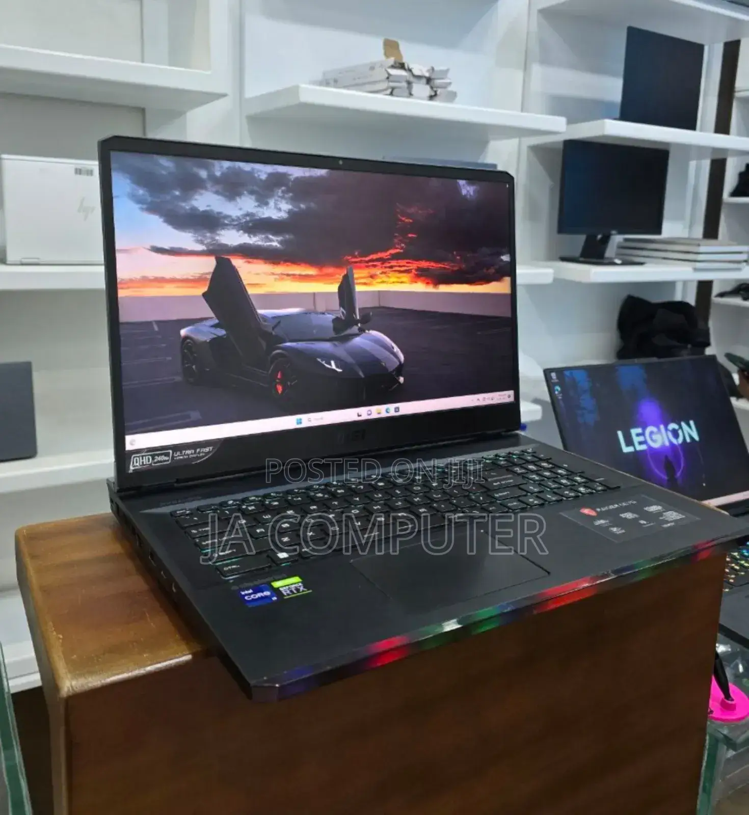 New Laptop MSI Raider GE76 12UGS 32GB Intel Core I9 SSD 2T