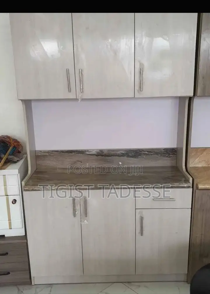 Kitchen Cabinet 120cm