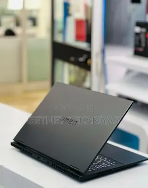 New Laptop HP Omen 16 16GB Intel Core I9 SSD 1T