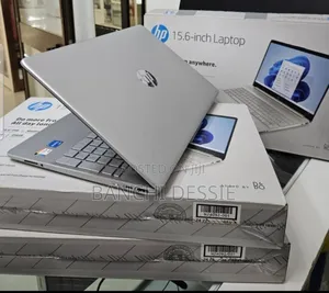Photo - New Laptop HP 8GB Intel Core I5 SSD 256GB