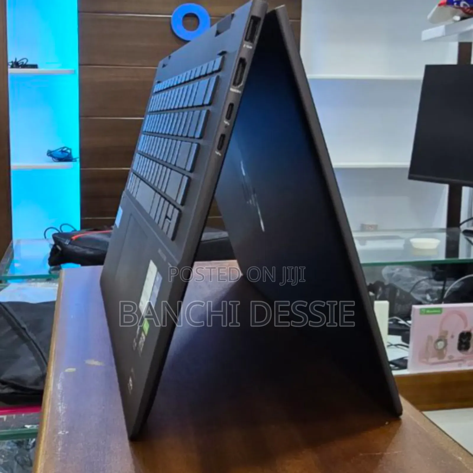 New Laptop HP Envy X360 16GB Intel Core I7 SSD 512GB