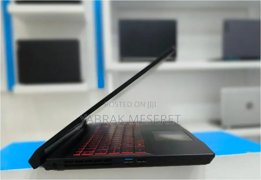 New Laptop MSI 16GB Intel Core I7 SSD 512GB