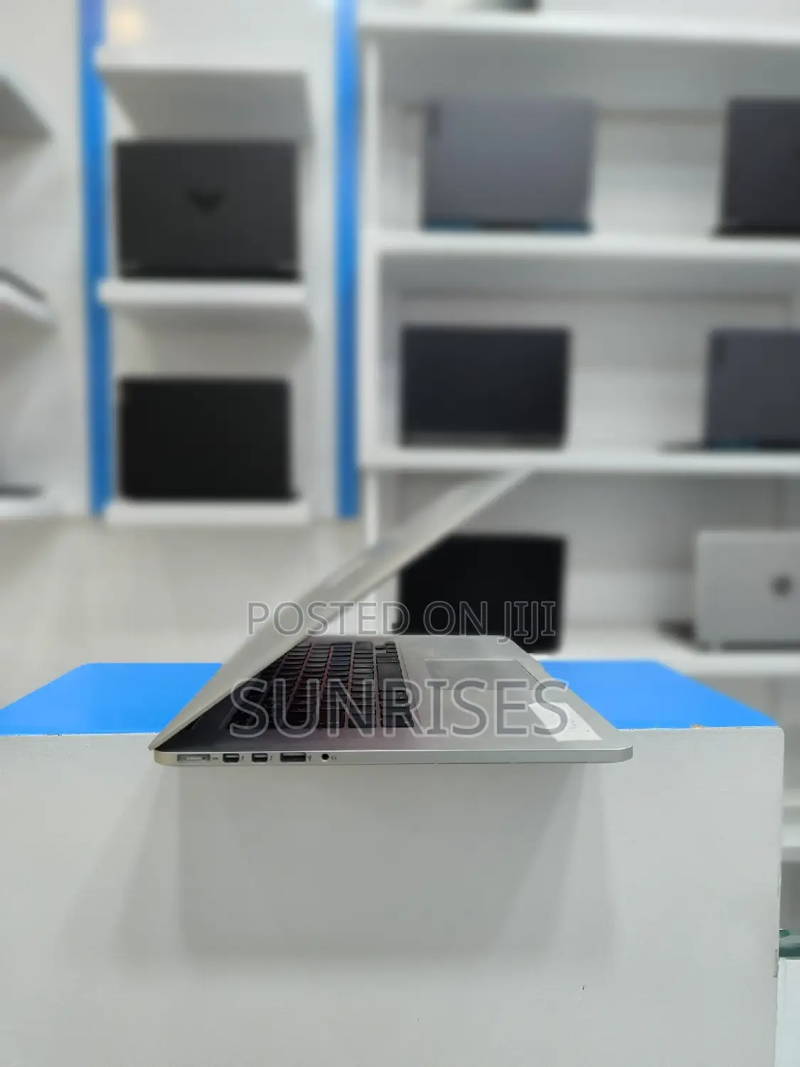 New Laptop Apple MacBook Pro 2014 16GB Intel Core I7 SSD 256GB