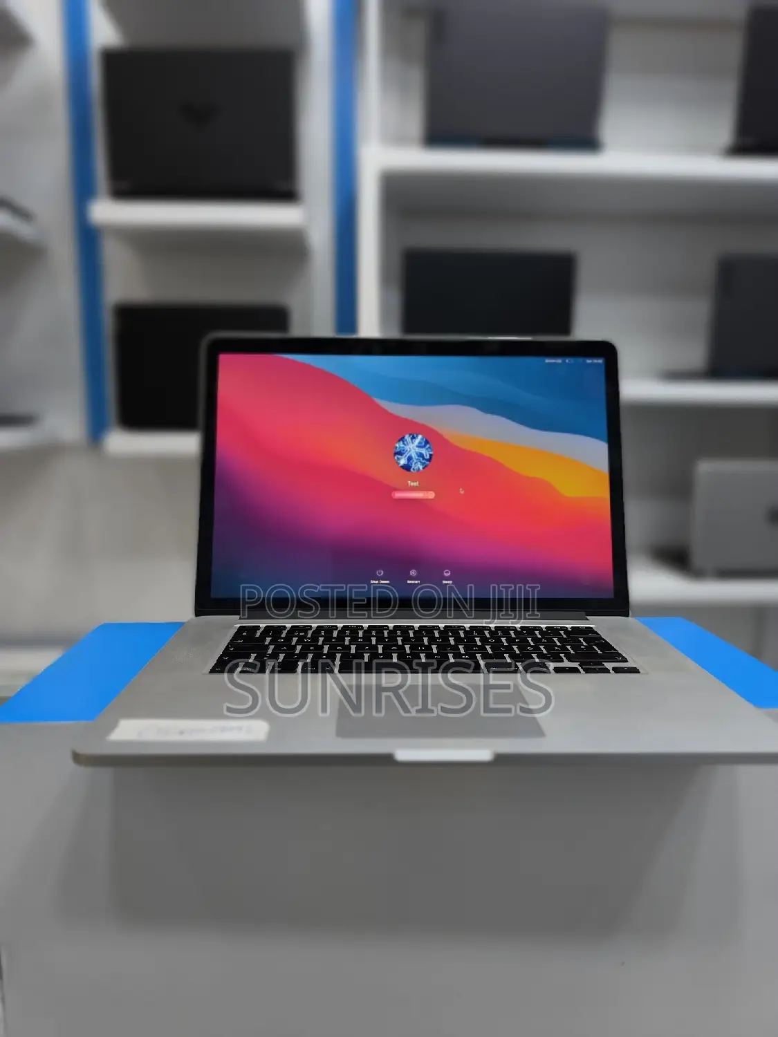 New Laptop Apple MacBook Pro 2014 16GB Intel Core I7 SSD 256GB