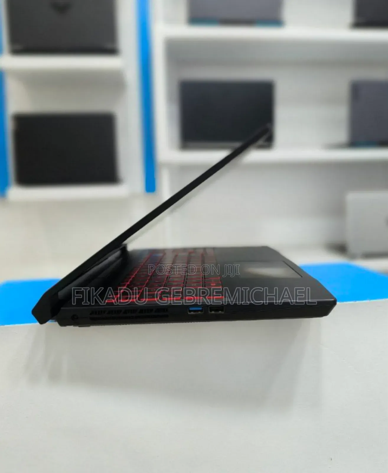 New Laptop MSI 16GB Intel Core I7 SSD 512GB