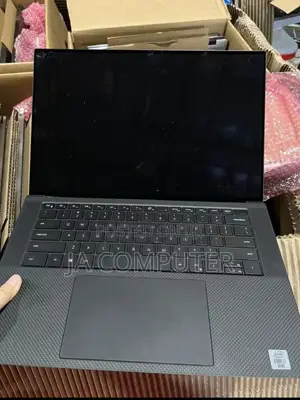 Photo - New Laptop Dell Precision 5520 32GB Intel Core I7 SSD 512GB