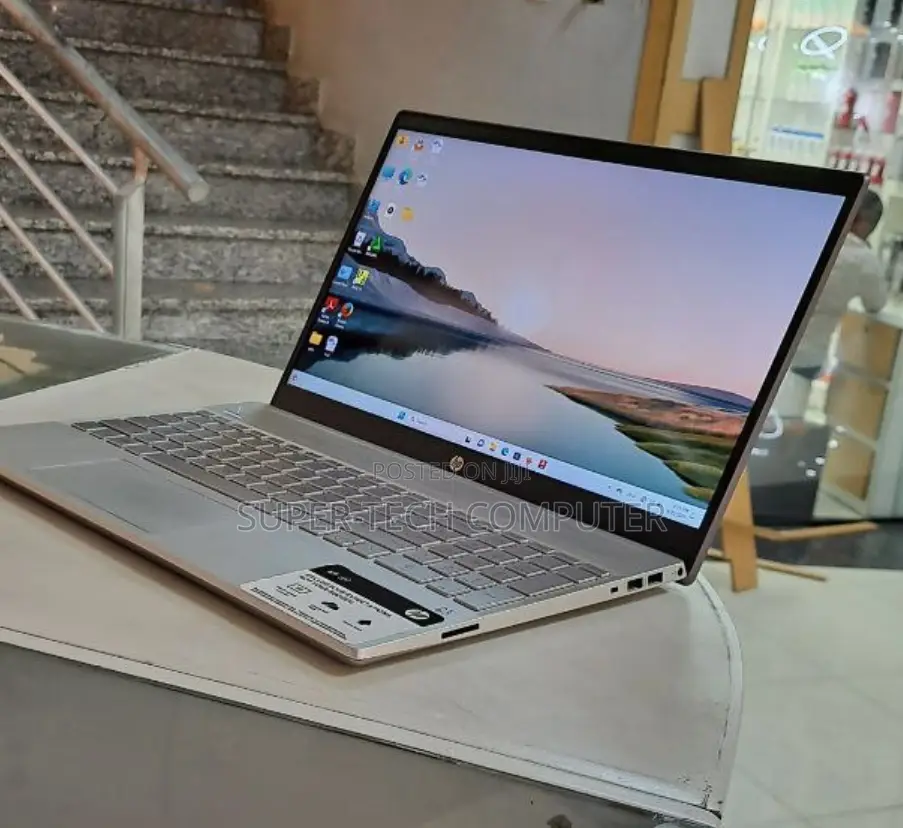 New Laptop HP Pavilion 15 16GB Intel Core I7 SSD 512GB
