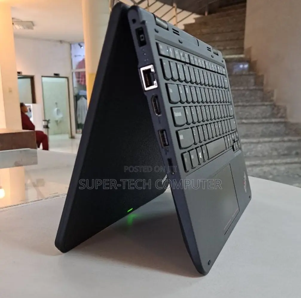 New Laptop Lenovo Yoga 11e 4GB Intel Core 2 Quad SSD 128GB