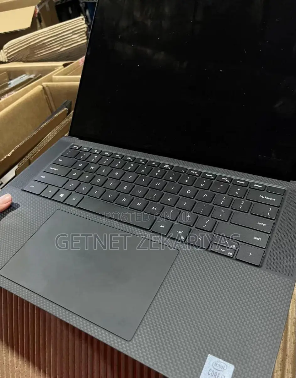 New Laptop Dell XPS 15 32GB Intel Core I7 SSD 1T