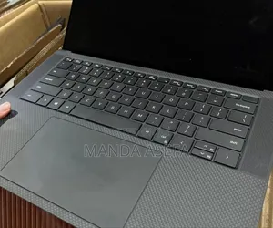 New Laptop Dell XPS 15 32GB Intel Core i7 SSD 512GB