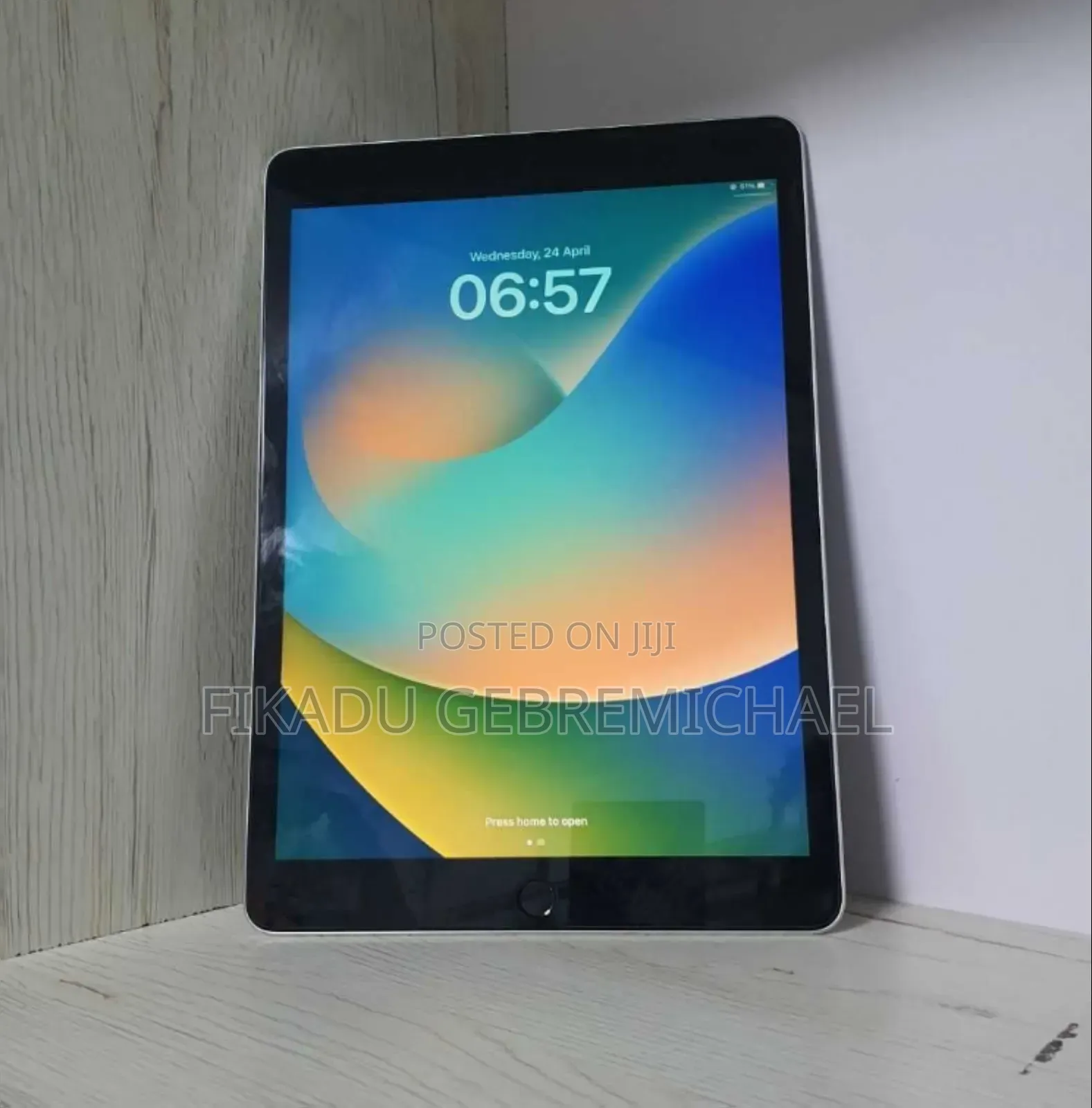 New Apple iPad (2022) 64 GB Silver