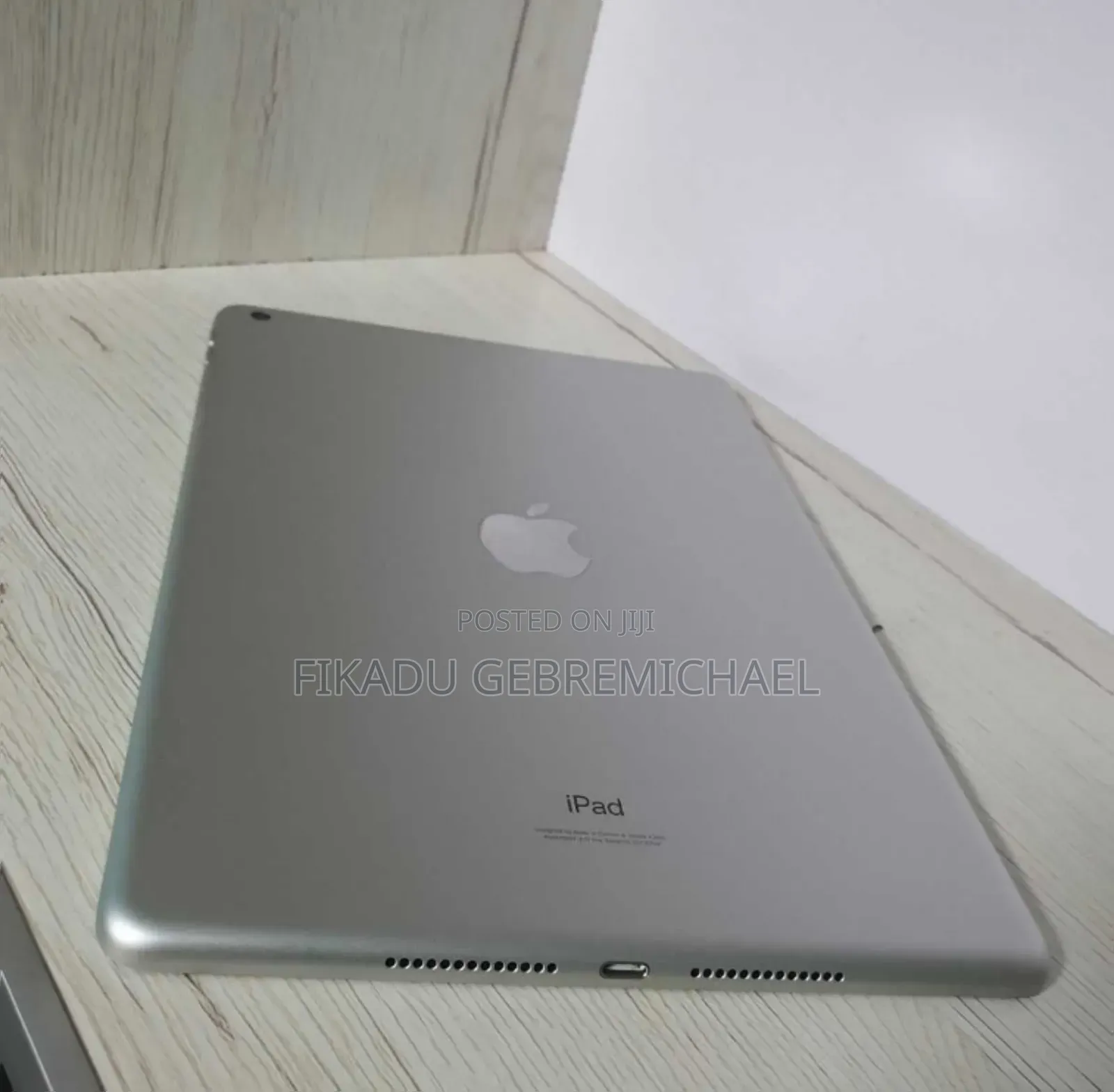New Apple iPad (2022) 64 GB Silver