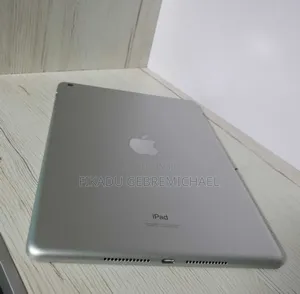 New Apple iPad (2022) 64 GB Silver
