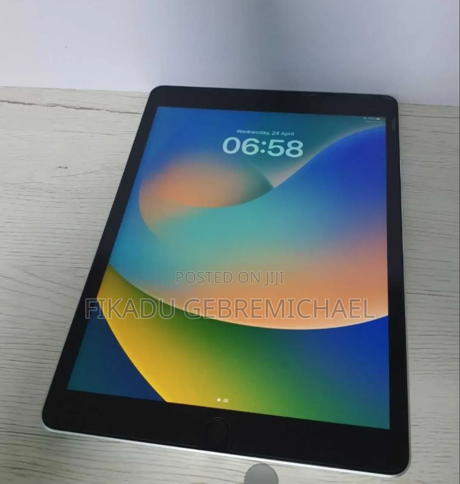 New Apple iPad (2022) 64 GB Silver