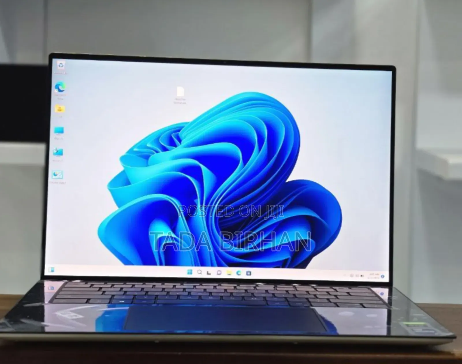 New Laptop Dell XPS 15 16GB Intel Core I9 SSD 1T