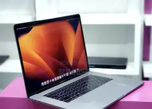 New Laptop Apple MacBook Pro 2017 16GB Intel Core I7 SSD 1T