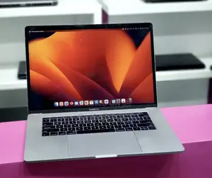New Laptop Apple MacBook Pro 2017 16GB Intel Core I7 SSD 1T