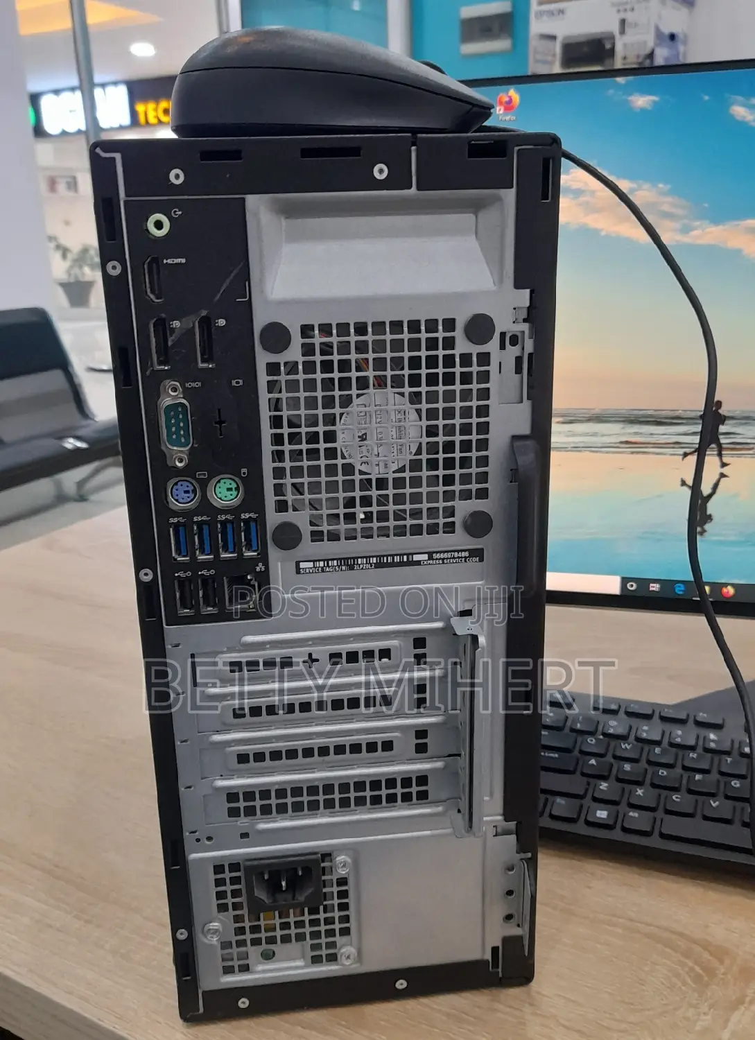 Desktop Computer Dell OptiPlex 3050 8GB Intel Core I5 HDD 1T