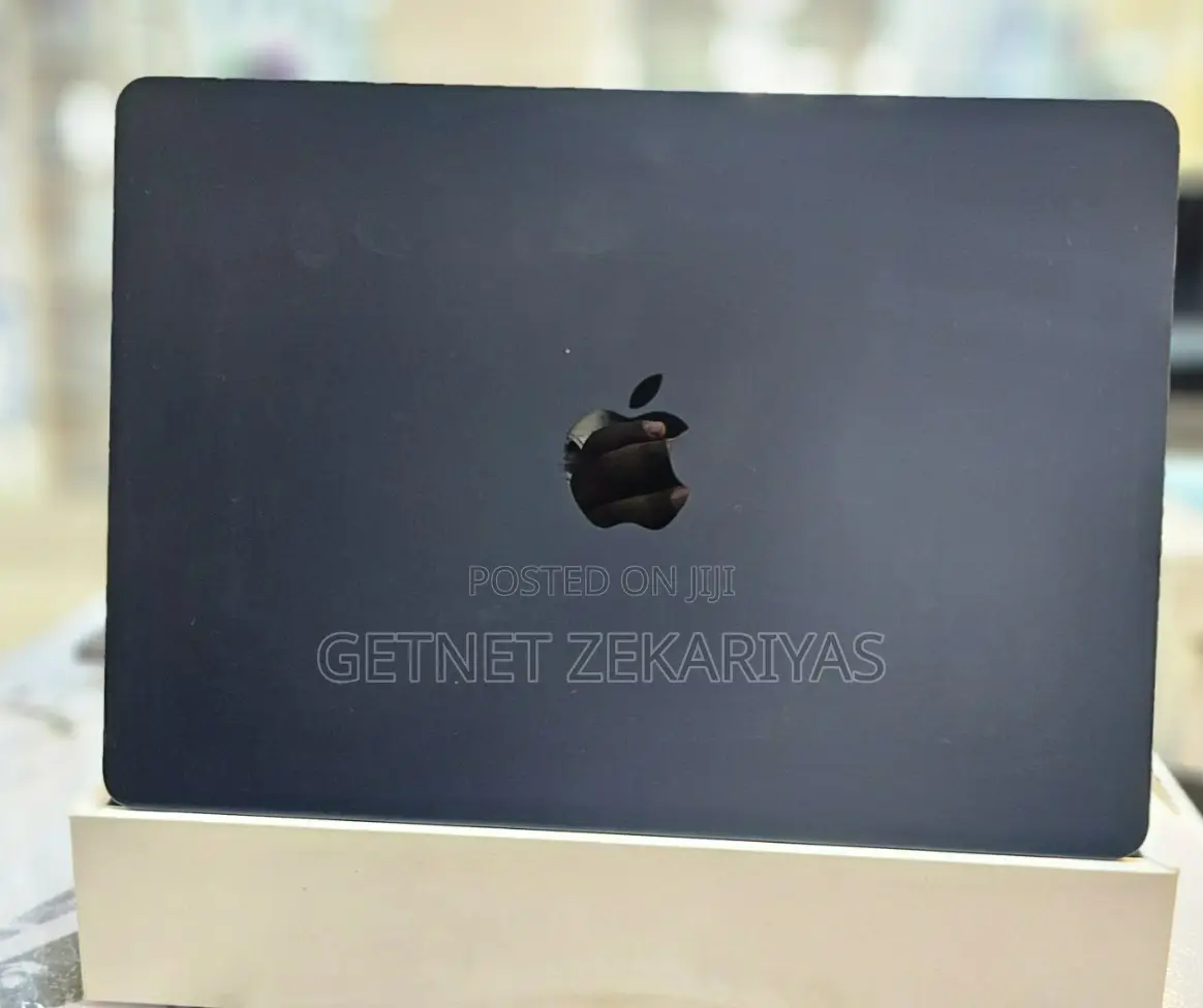 New Laptop Apple MacBook Air 8GB Apple M2 SSD 256GB