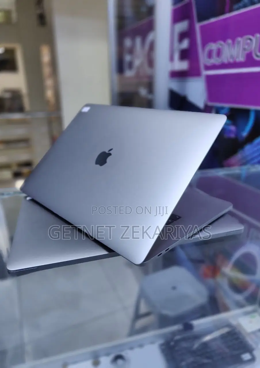 New Laptop MSI GE40 2OC 16GB Intel Core I5 SSD 1T