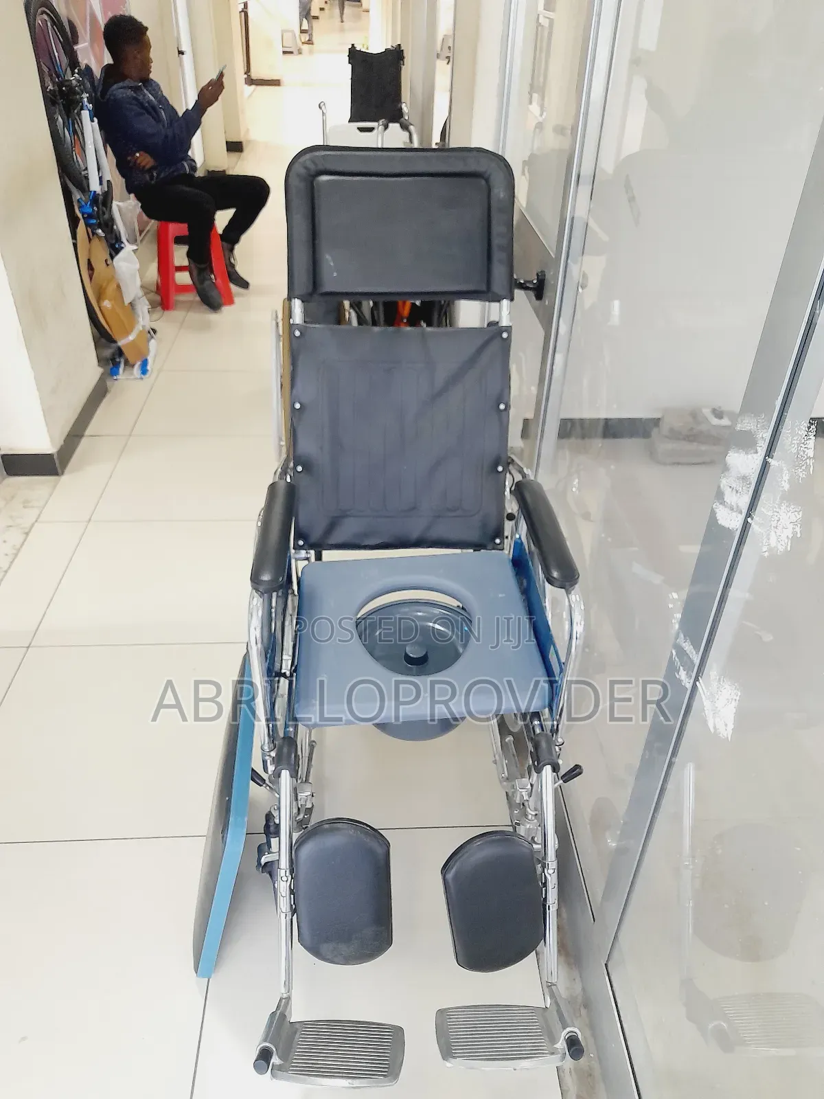 Multifunctional Used/Wheelchair/:Wheelchair+:Wheelchair/-Use