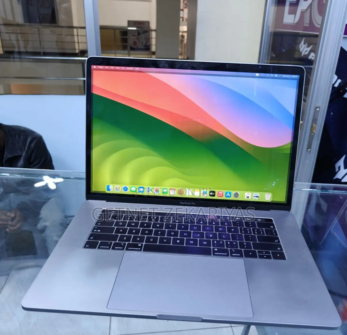 New Laptop MSI GE40 2OC 16GB Intel Core I5 SSD 1T