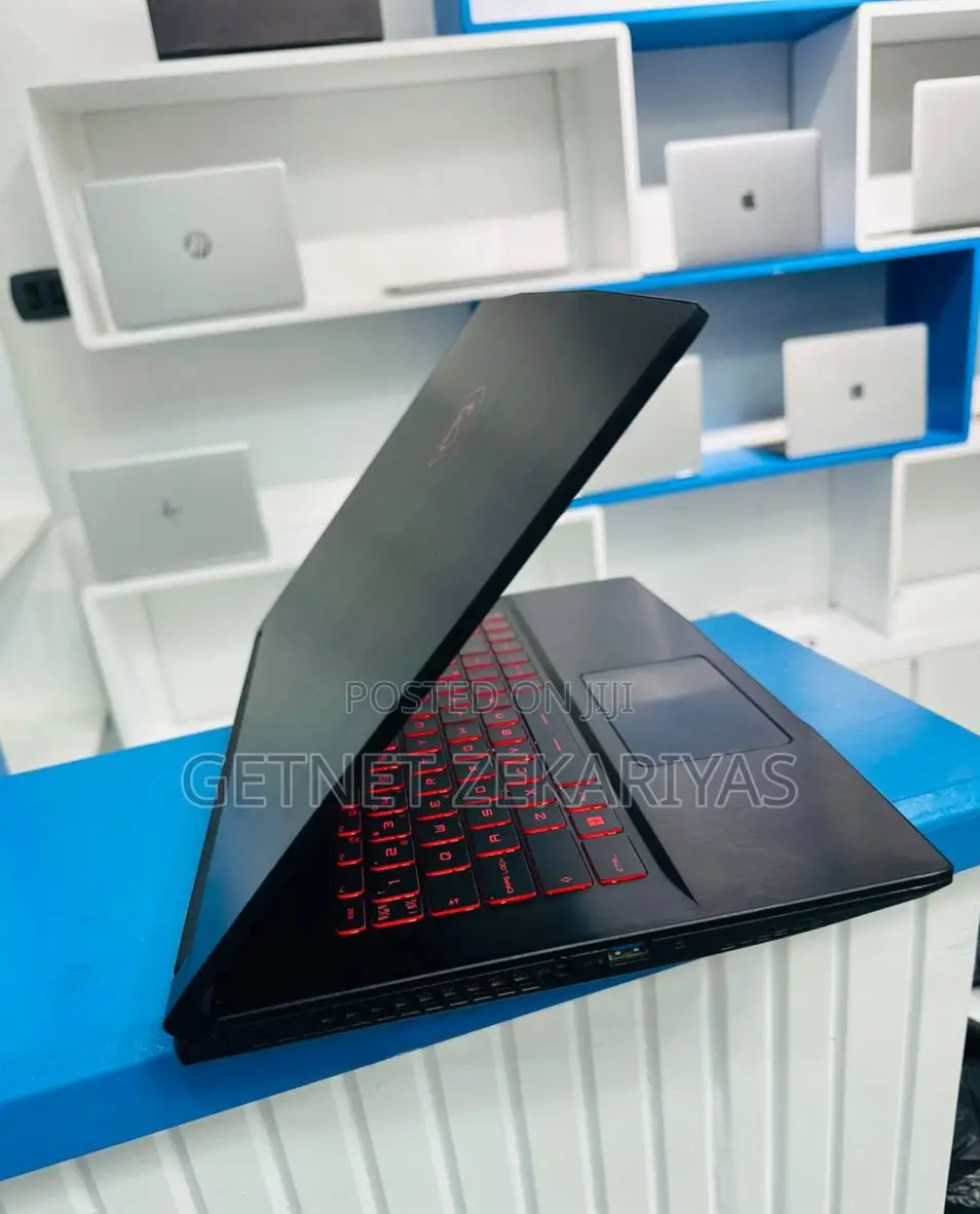 New Laptop MSI GE40 2OC 16GB Intel Core I5 SSD 1T
