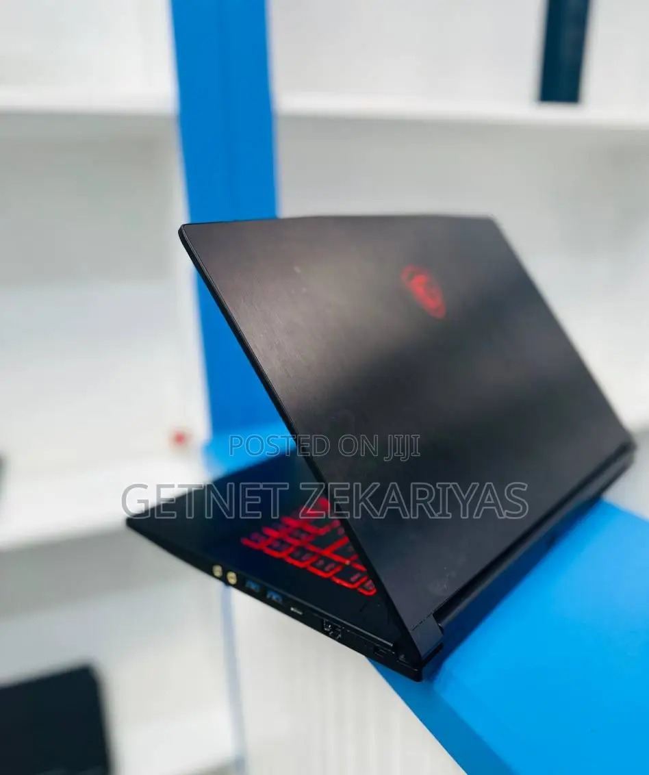 New Laptop MSI GE40 2OC 16GB Intel Core I5 SSD 1T