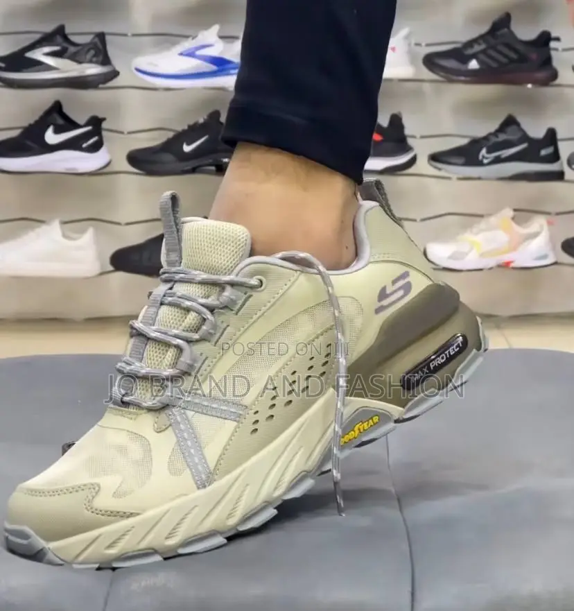 Skechers Max Project Comforter Shoe