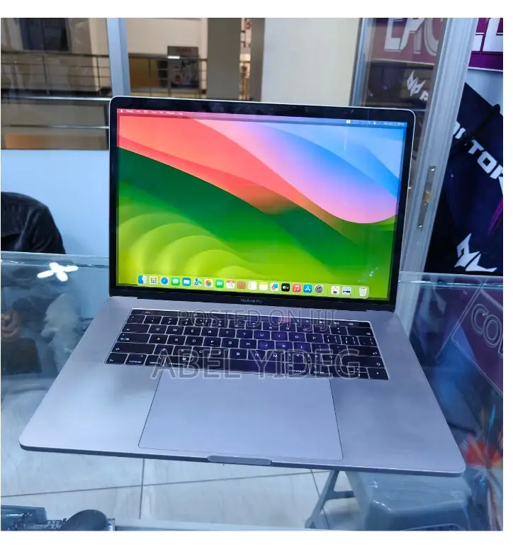 New Laptop Apple MacBook Pro 2019 16GB Intel Core I9 SSD 1T