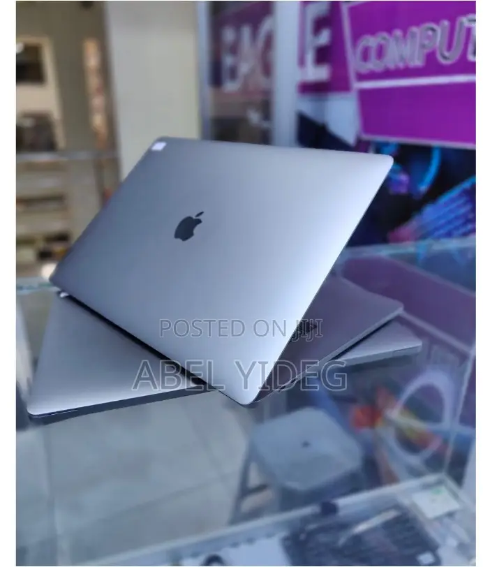 New Laptop Apple MacBook Pro 2019 16GB Intel Core I9 SSD 1T