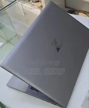 New Laptop HP Zbook Studio G7 16GB Intel Core I7 SSD 512GB