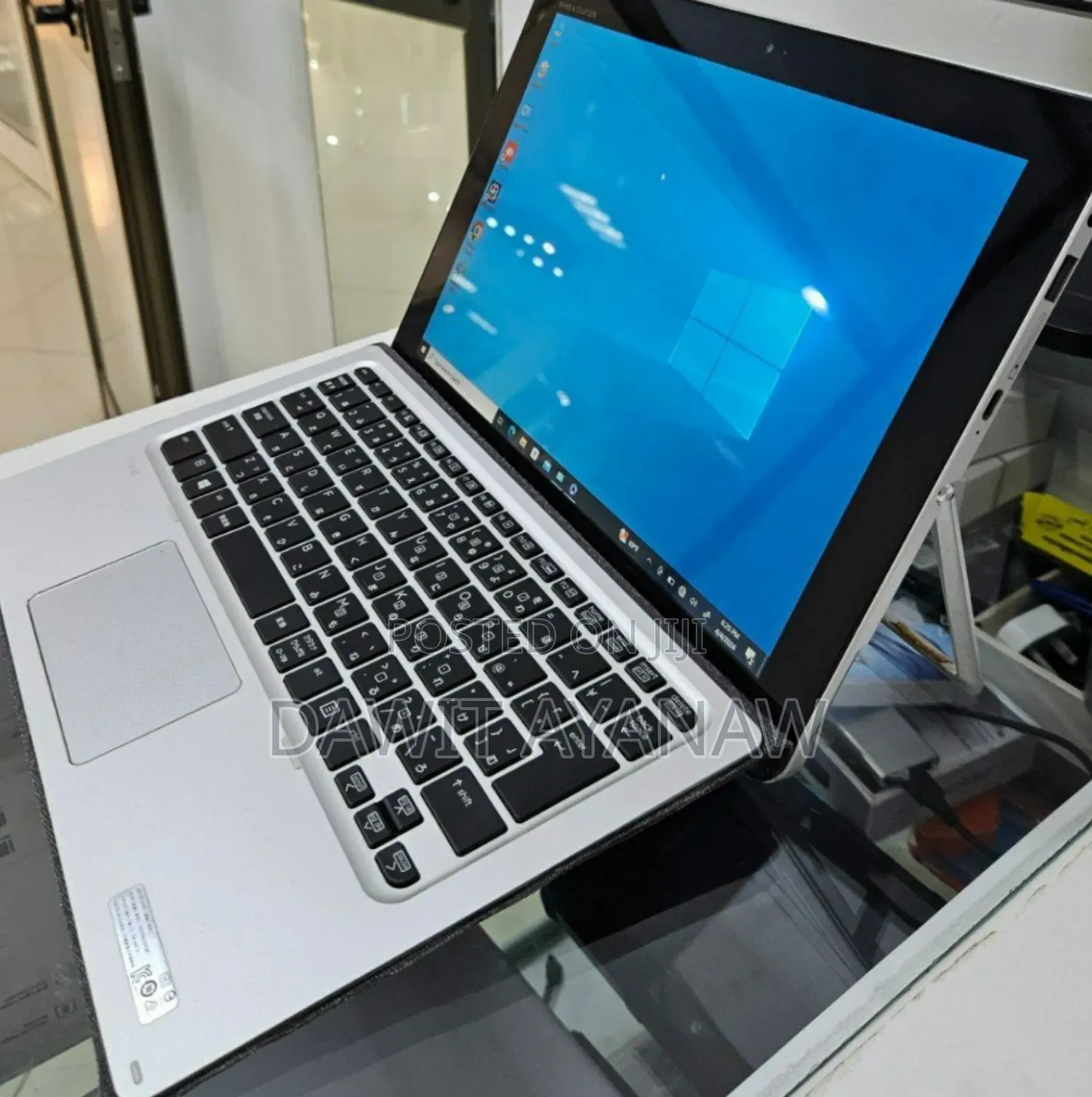 New Laptop HP Elite x2 1013 G4 8GB Intel Core M SSD 256GB