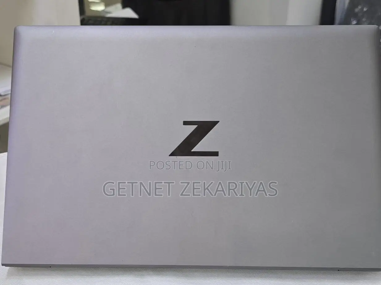 New Laptop HP ZBook Studio 16GB Intel Core I7 SSD 512GB