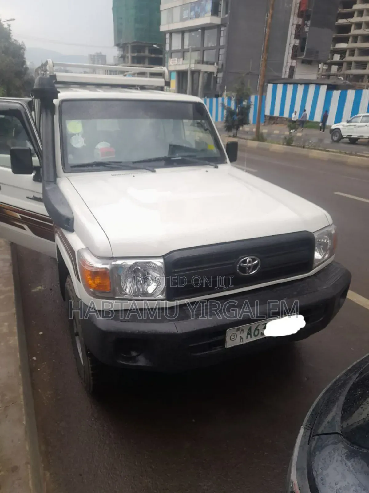 Toyota Land Cruiser 2015 White