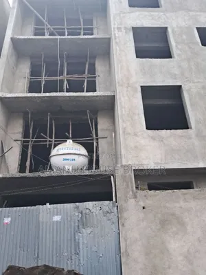 7bdrm Farm House in Addis Abeba, Bole for sale