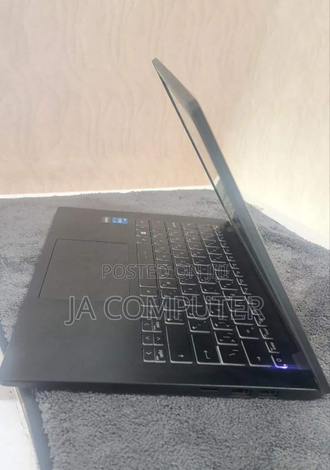 New Laptop MSI CR500 8GB Intel Core I3 SSD 256GB