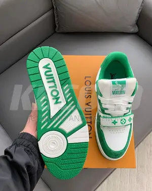 Louis Vuitton Master Quality Shoes
