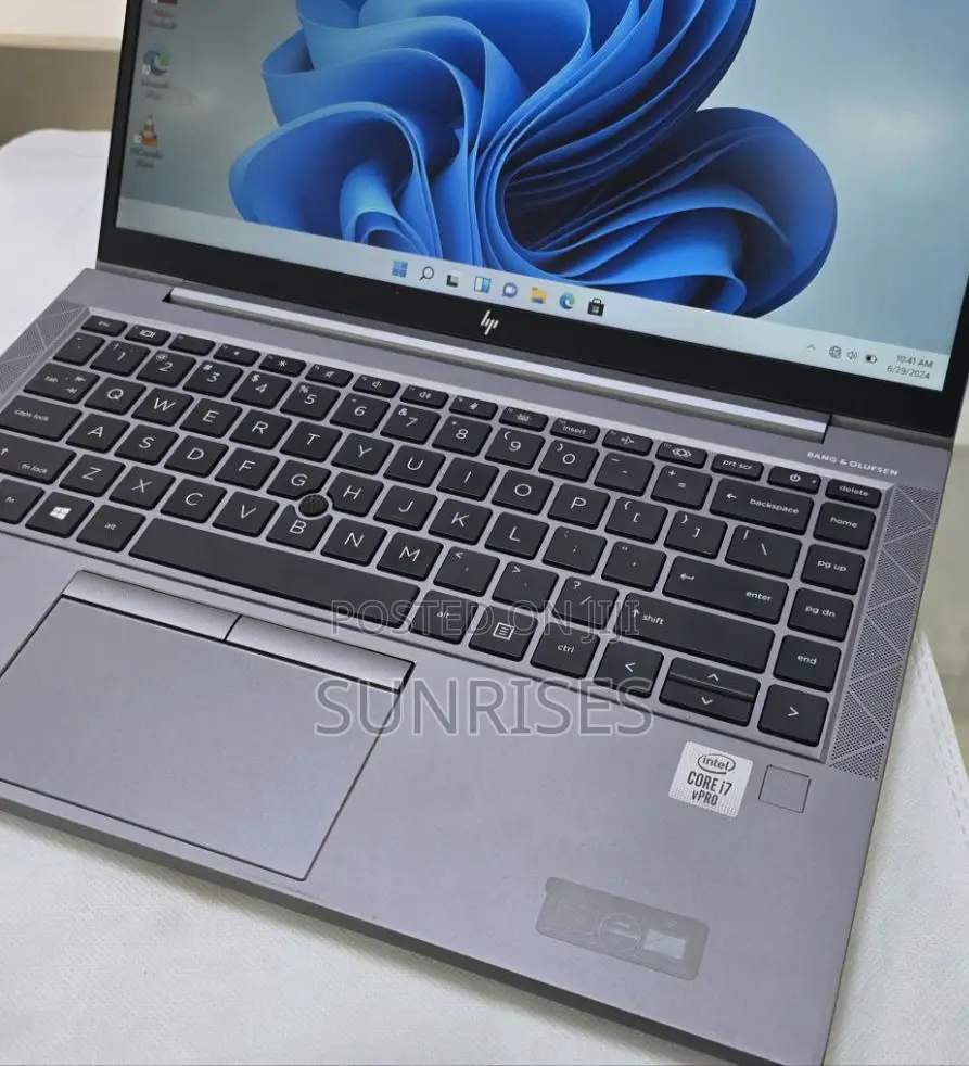 New Laptop HP ZBook 14 16GB Intel Core I7 SSD 512GB