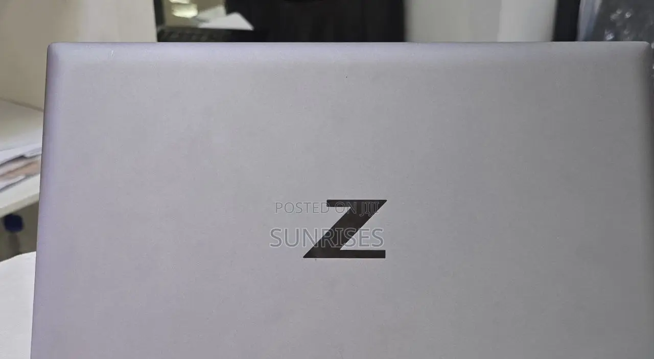 New Laptop HP ZBook 14 16GB Intel Core I7 SSD 512GB