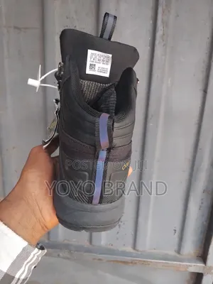 Gore-Tex Fashion Boots