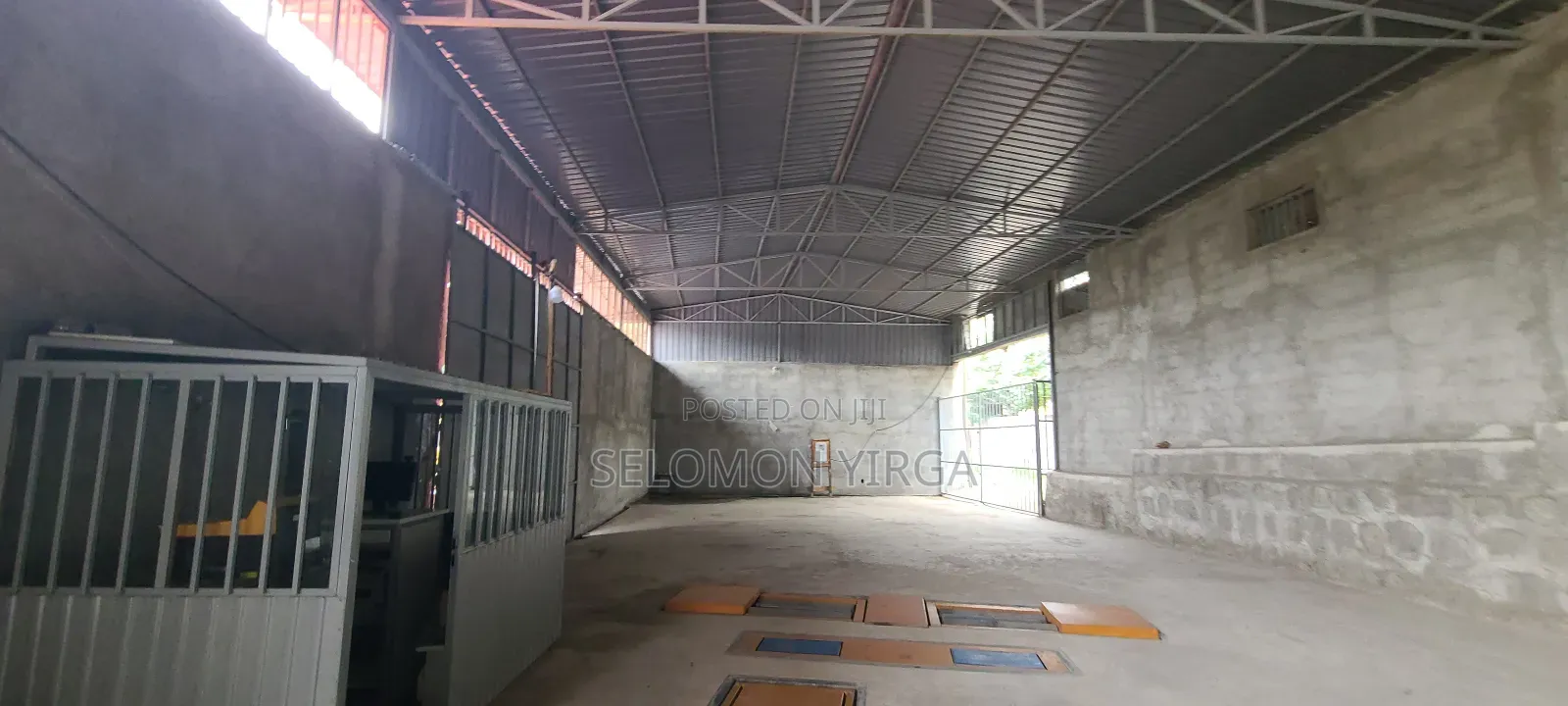 There Is a Warehouse for Rent, 350 Square Meters