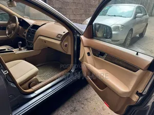 Mercedes-Benz C200 2007 Gray