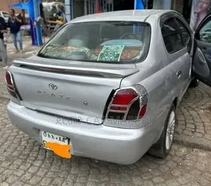 Toyota Platz 1.0 FWD 2001 Silver