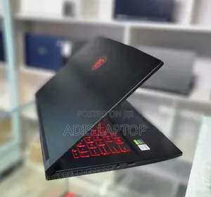 New Laptop MSI GF63 8GB Intel Core I5 SSD 512GB